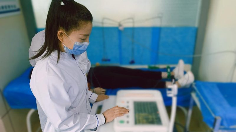肝功能检查主要包括以下项目：